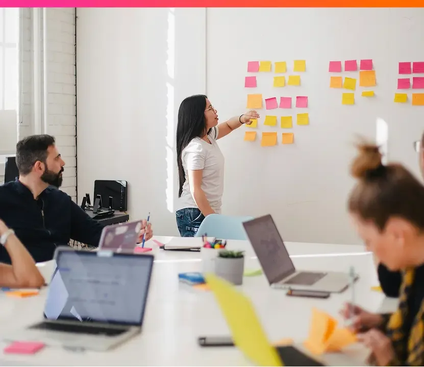 Tecnología, contenidos y proyectos. De principio a fin.
